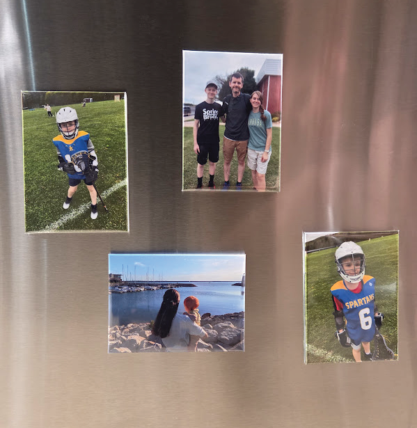 2.5" x 3.5" Pressed Magnet